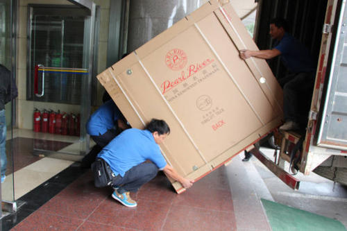 金坛钢琴贵重工艺品无忧运